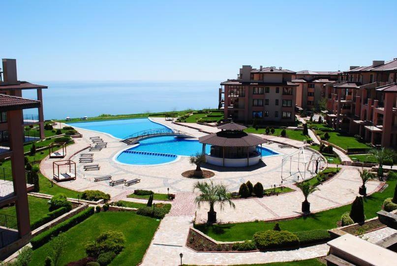 Sea View & Infinity Pool Apartments In Kaliakria Resort บัลชิค ภายนอก รูปภาพ